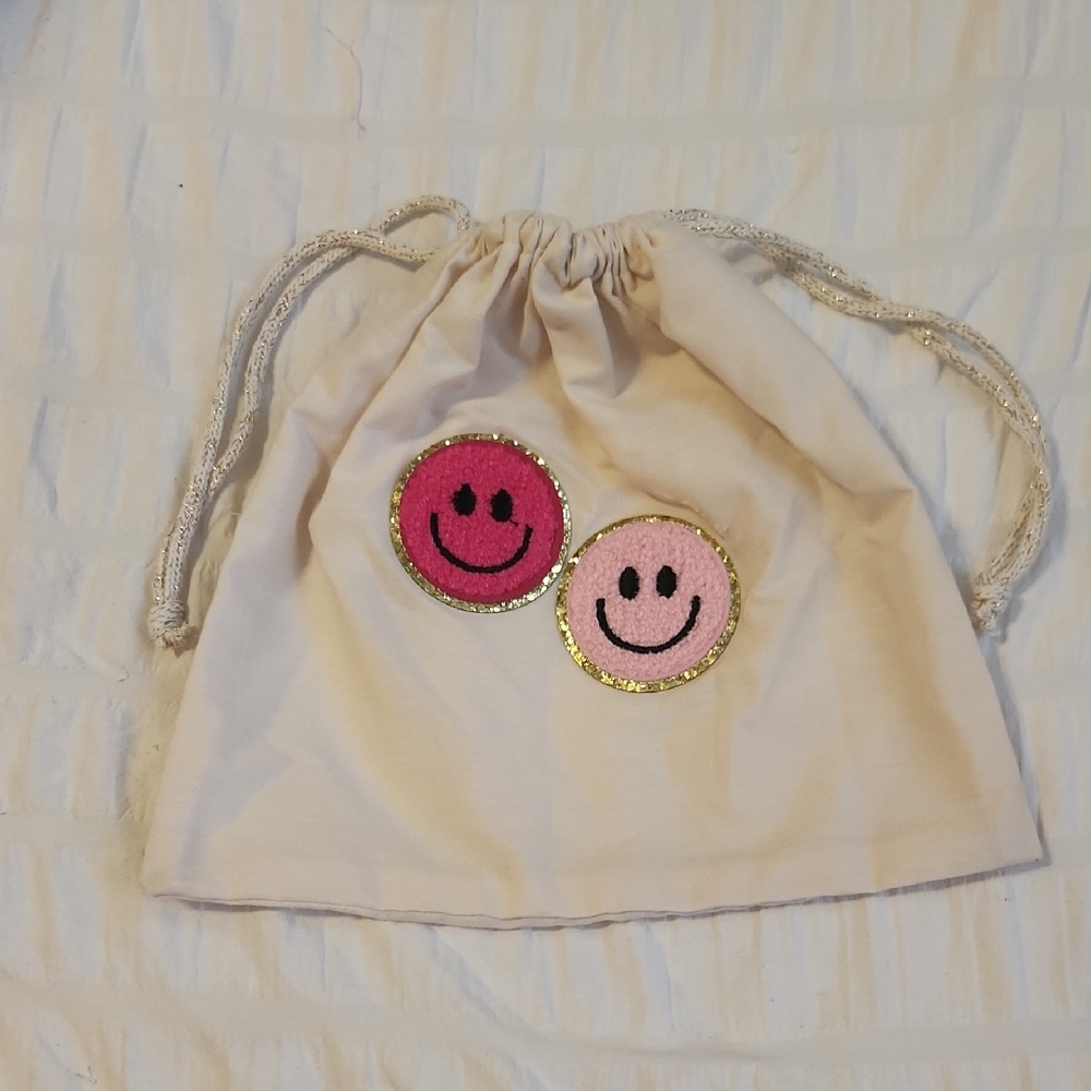 Smiley Face Drawstring Pouch - Pink and Gold